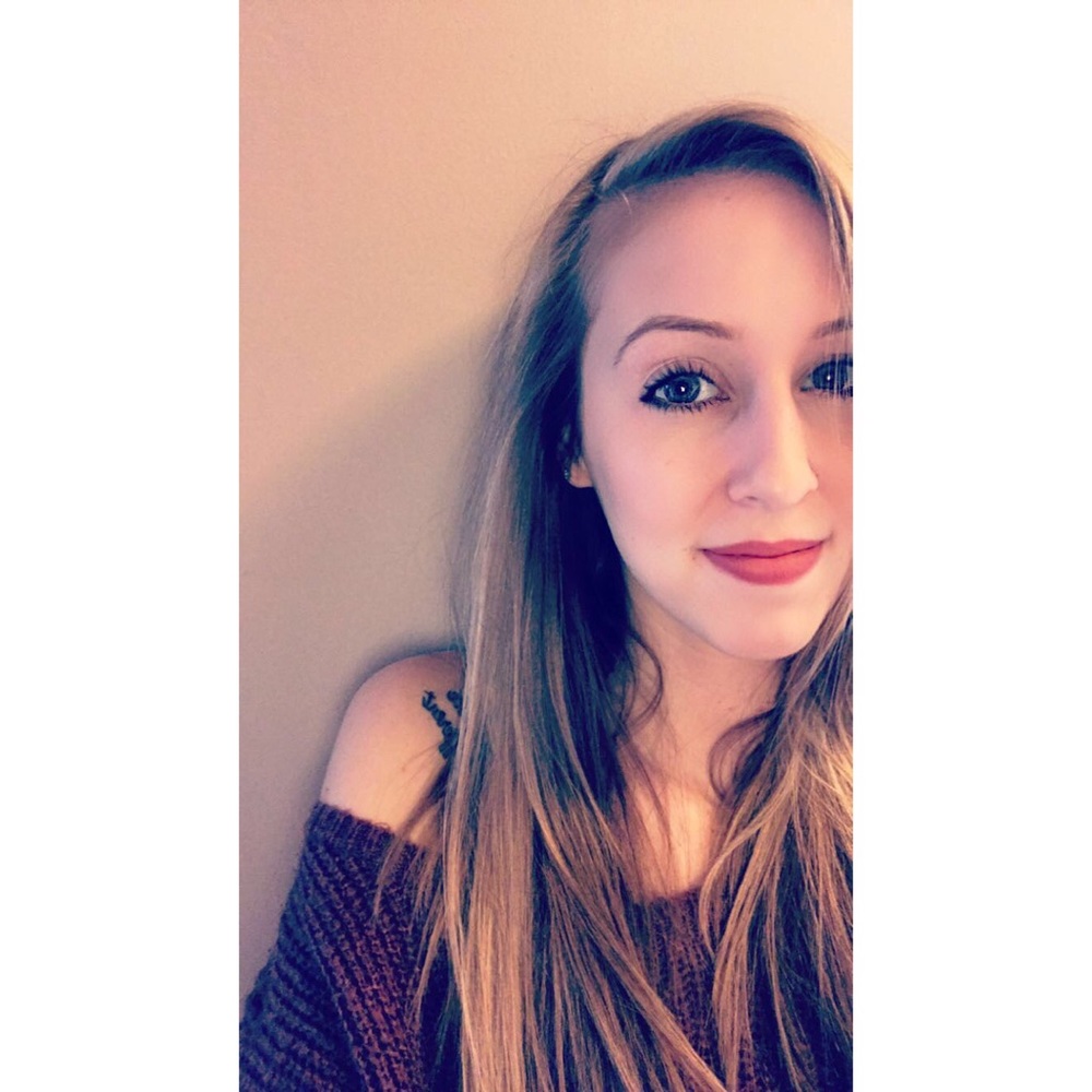 Meet your Posher, Emily